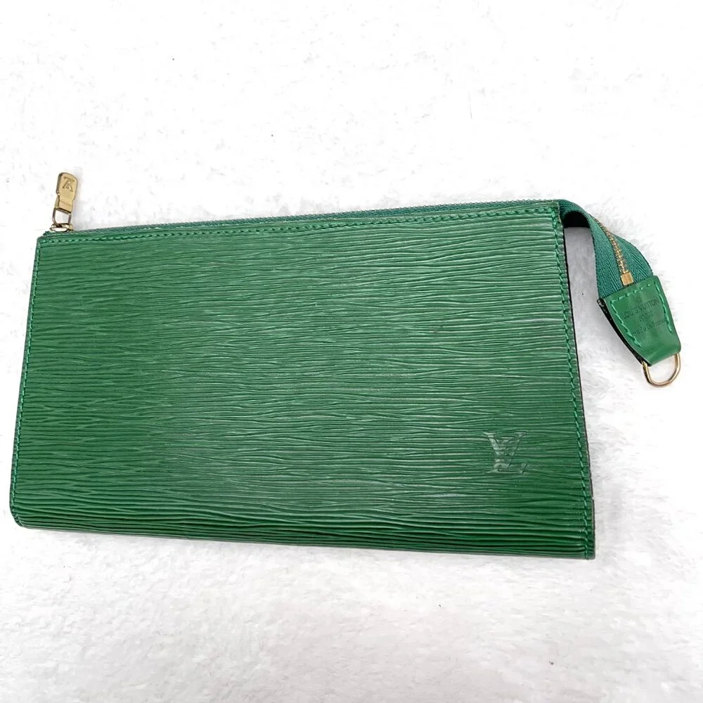 Louis Vuitton Green Epi Vintage Leather Pochette Clutch Shoulder Bag - Picture 8 of 16